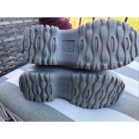 LONDON FOG Girls Fur Winter Boots Sparkles Girls Size 2 White Gray Sequins - Picture 11 of 16